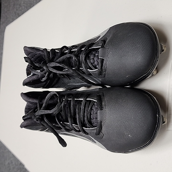 Nike cleats (SB3) - Picture 1 of 4